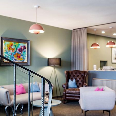 Altstadthotel Weisse Taube ซาลซ์บูร์ก ภายนอก รูปภาพ