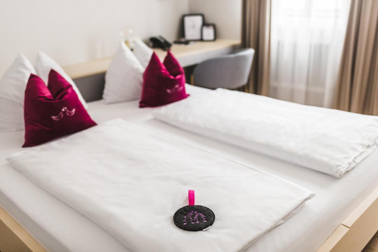 Altstadthotel Weisse Taube ซาลซ์บูร์ก ภายนอก รูปภาพ
