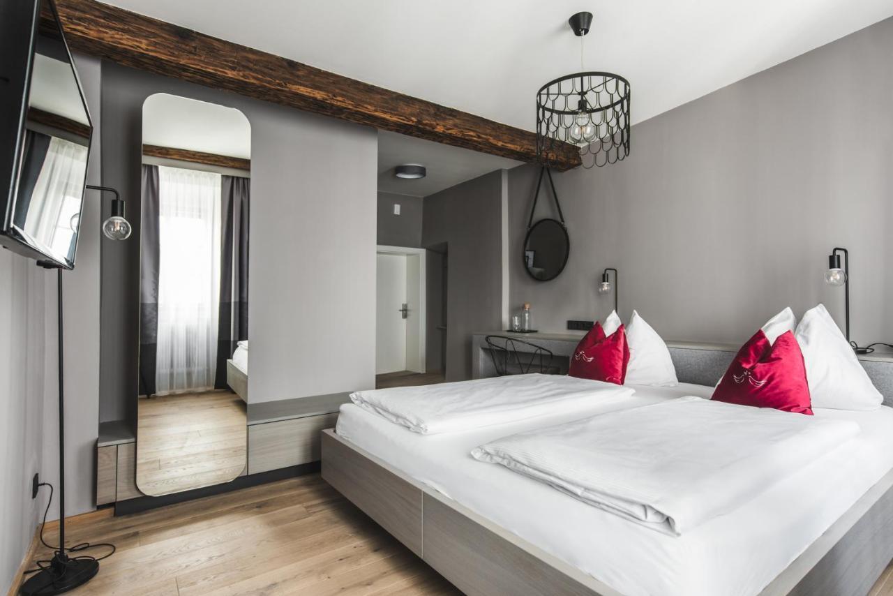 Altstadthotel Weisse Taube ซาลซ์บูร์ก ภายนอก รูปภาพ