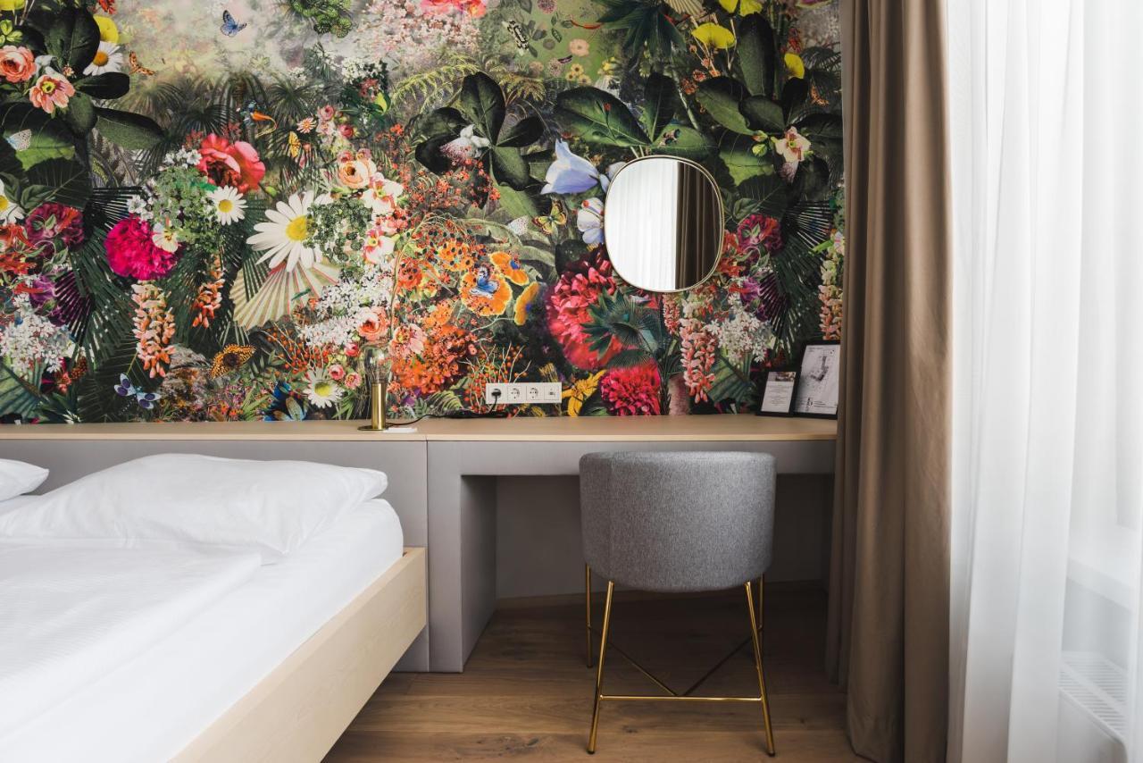 Altstadthotel Weisse Taube ซาลซ์บูร์ก ภายนอก รูปภาพ