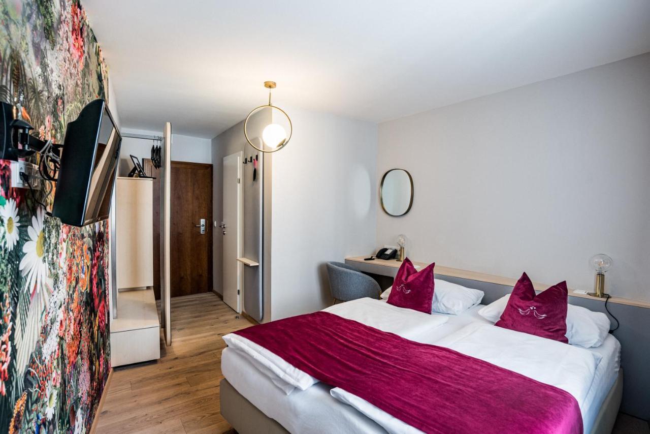 Altstadthotel Weisse Taube ซาลซ์บูร์ก ภายนอก รูปภาพ