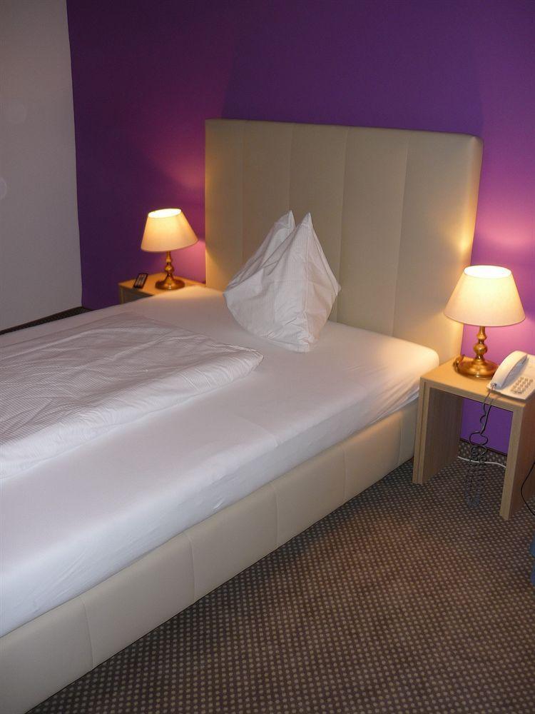 Altstadthotel Weisse Taube ซาลซ์บูร์ก ภายนอก รูปภาพ