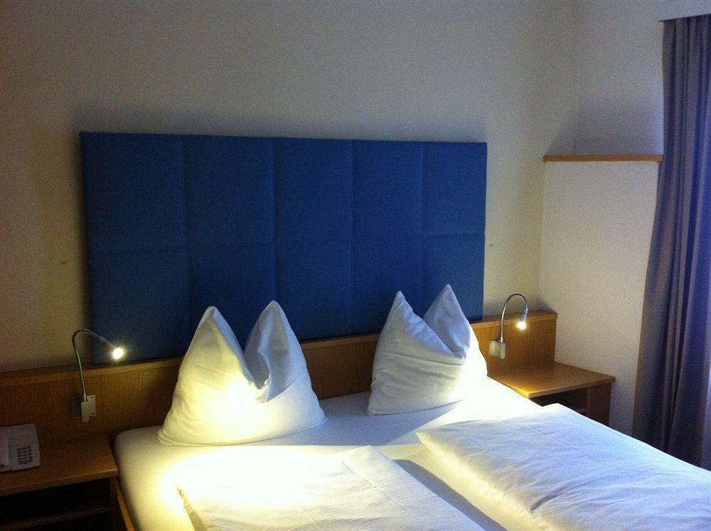 Altstadthotel Weisse Taube ซาลซ์บูร์ก ภายนอก รูปภาพ