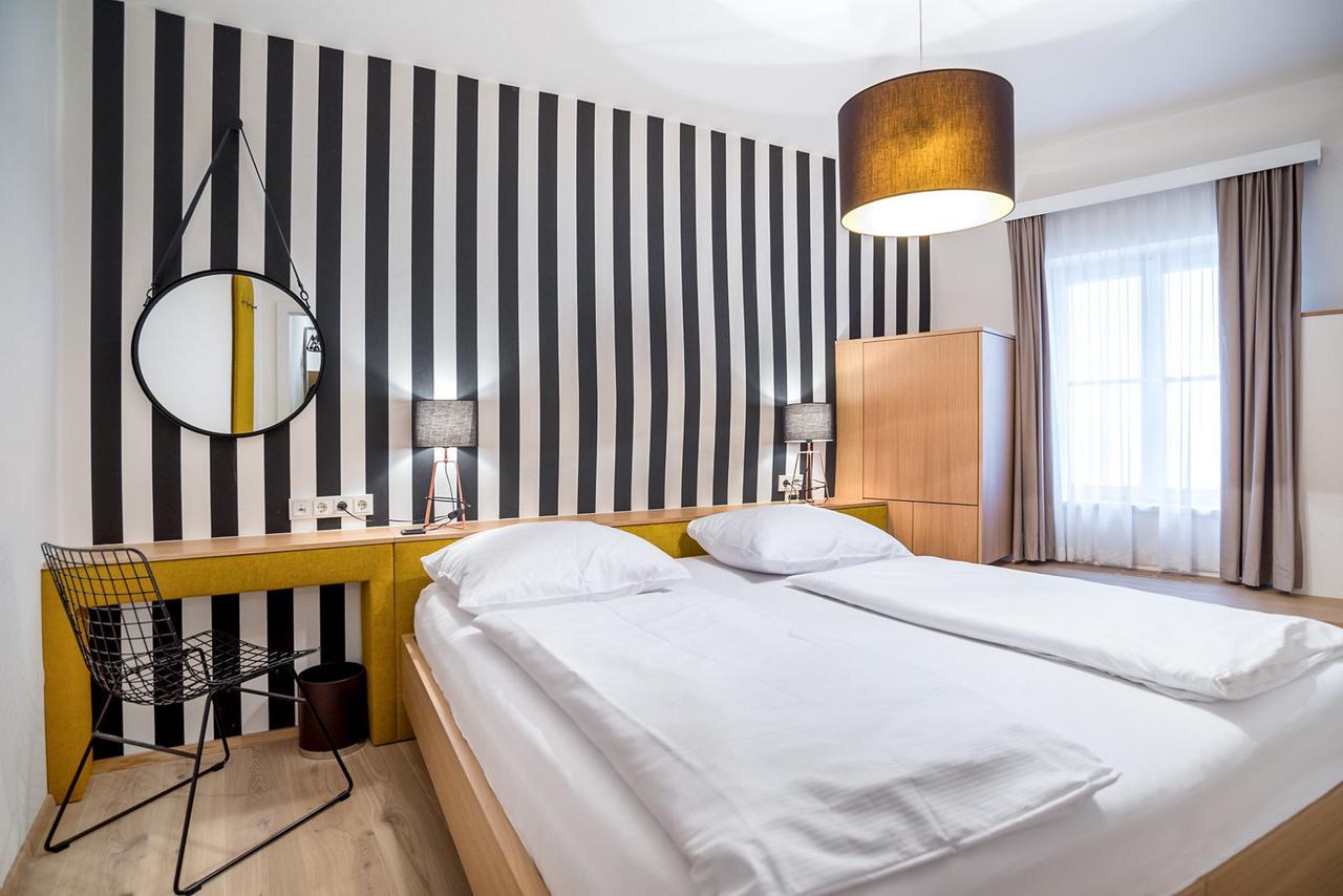 Altstadthotel Weisse Taube ซาลซ์บูร์ก ภายนอก รูปภาพ
